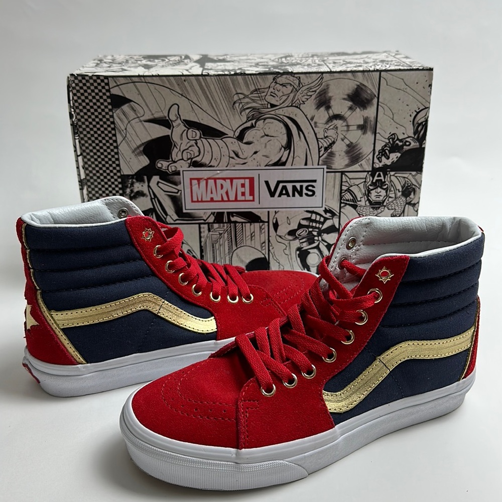 Unisex Captain Marvel Vans SK8-HI
